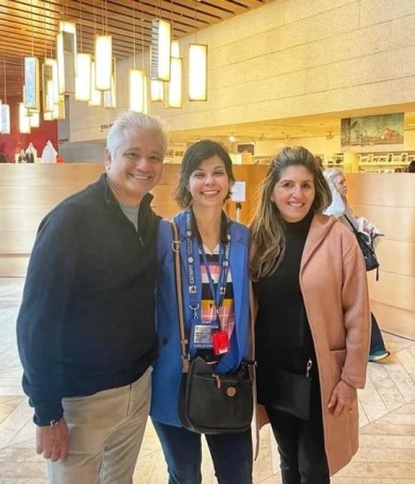 fotos de beatriz con amigos